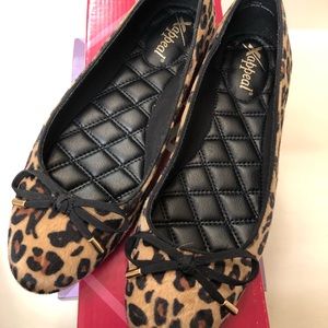 XAppeal leopard flats